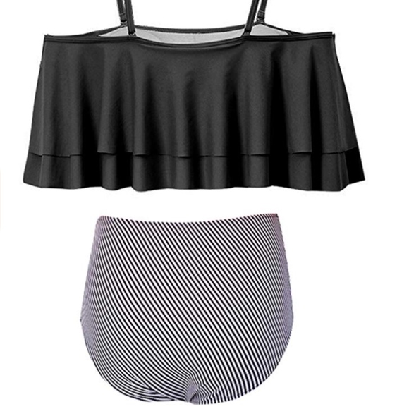 Women Two Piece Off Shoulder Ruffled Flounce Crop - Picture 3 of 3